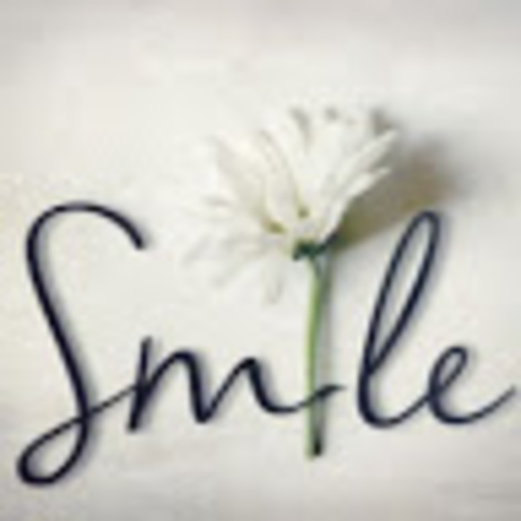 Meet your Posher, Melanie - Picture 1 of 1